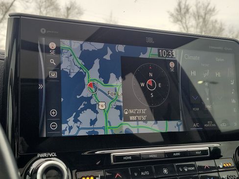 Used 2021 Toyota Highlander Platinum image 32