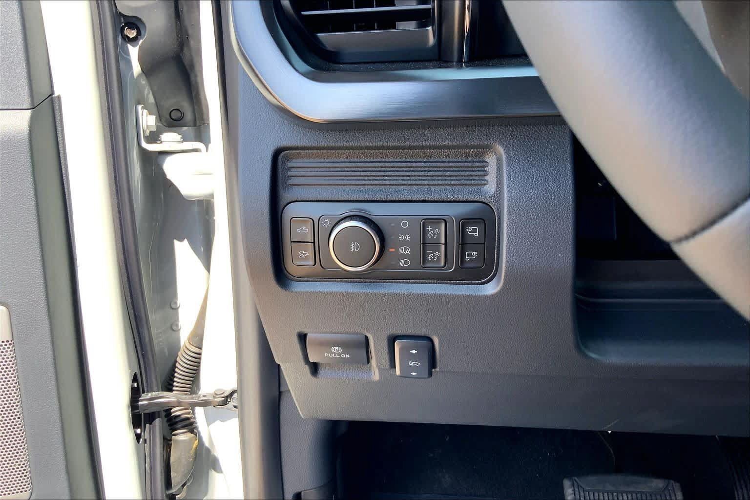 New 2026 Ford F350 Lariat AWD/4WD image 20