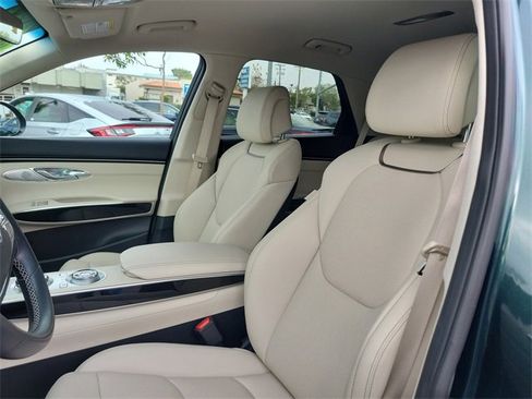 Used 2023 Genesis GV70 2.5T w/ Cargo Package image 18