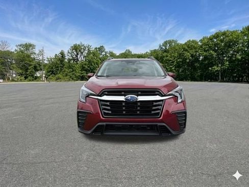 Used 2025 Subaru Ascent Premium AWD/4WD image 3
