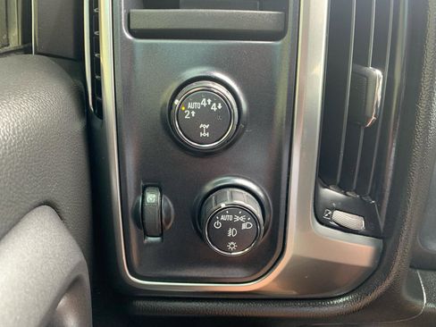 Used 2017 Chevrolet Silverado 1500 LT w/ All Star Edition AWD/4WD image 33