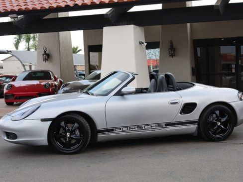 Used 2002 Porsche Boxster RWD image 5