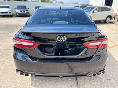 Used 2018 Toyota Camry XSE w/ Audio Package FWD image 4