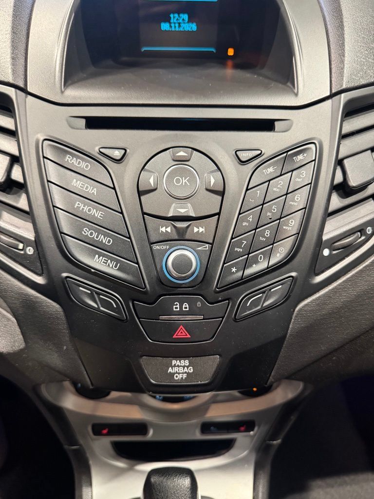 Used 2017 Ford Fiesta SE w/ Cold Weather Package FWD image 21