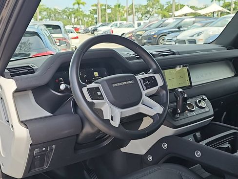 Used 2023 Land Rover Defender 90 S AWD/4WD image 15