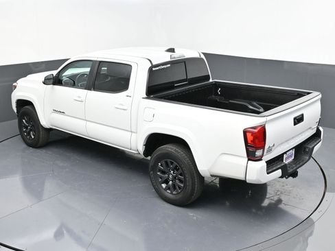 Used 2023 Toyota Tacoma SR5 w/ Technology Package image 45