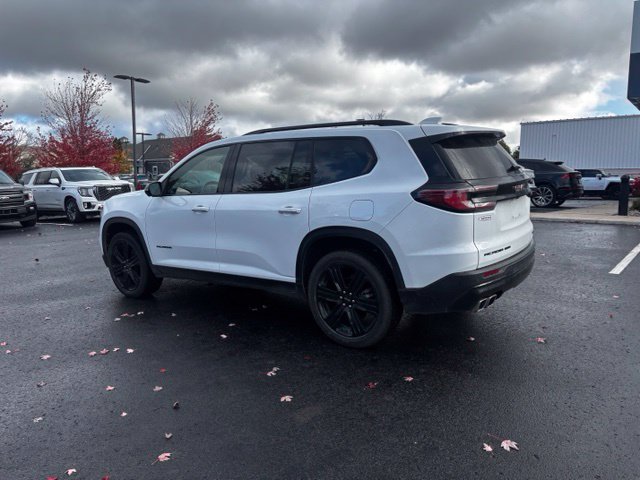 Used 2025 GMC Acadia Elevation w/ Black Edition AWD/4WD image 8