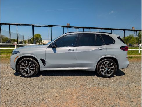 Used 2024 BMW X5 M60i w/ Executive Package AWD/4WD image 9