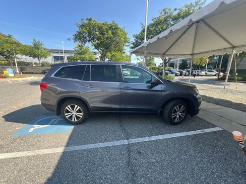Used 2016 Honda Pilot EX image 10
