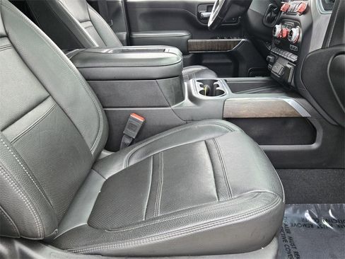 Used 2020 GMC Sierra 2500 Denali w/ Denali Ultimate Package image 19