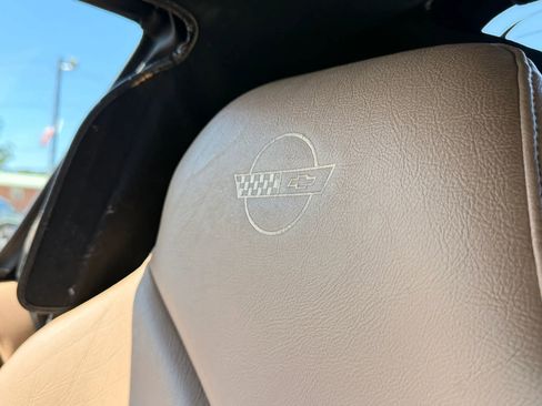 Used 1994 Chevrolet Corvette Convertible RWD image 41