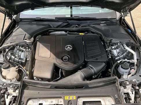 Used 2023 Mercedes-Benz C 300 Sedan image 32