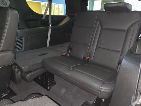 Used 2022 GMC Yukon XL Denali AWD/4WD image 22