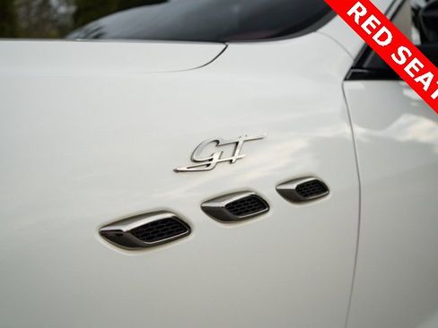 Used 2022 Maserati Levante GT image 5
