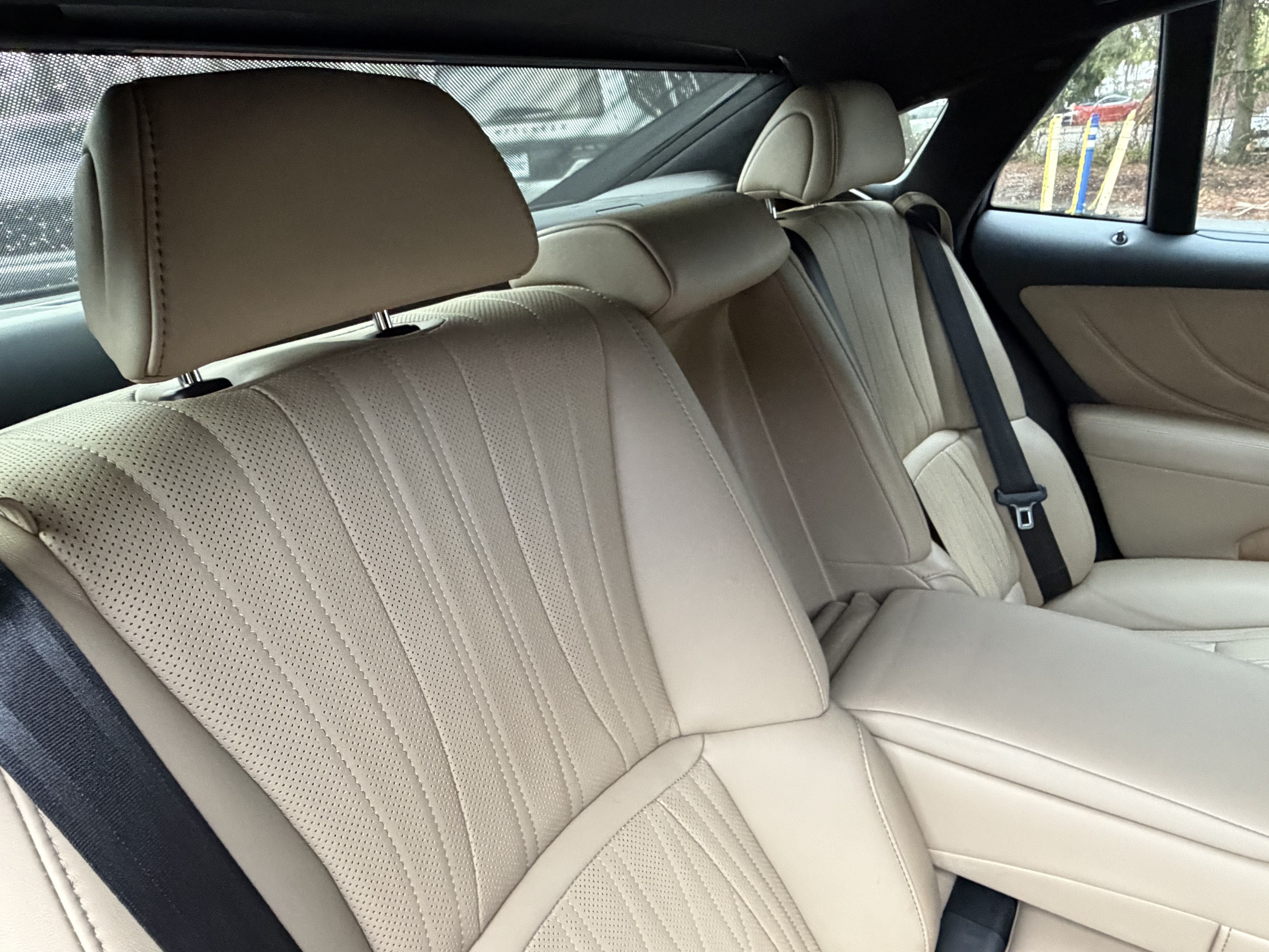 Used 2022 Lexus LS 500 w/ Interior Upgrade Package RWD image 41