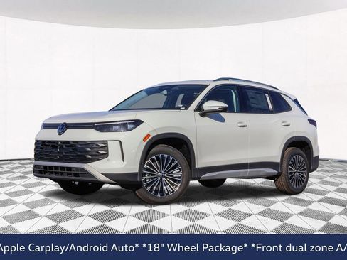 New 2025 Volkswagen Tiguan S image 2