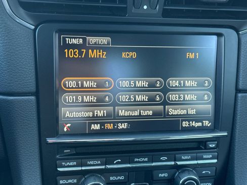 Used 2015 Porsche 911 Carrera S image 17