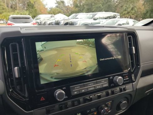 New 2026 Nissan Frontier SV w/ SV Convenience Package AWD/4WD image 17