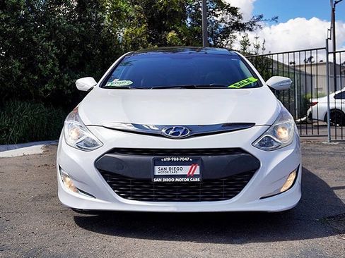 Used 2012 Hyundai Sonata Hybrid w/ Ultimate Pkg image 5