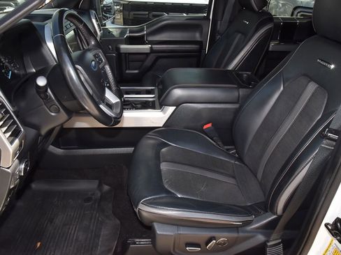 Used 2020 Ford F150 Platinum w/ Equipment Group 701A Luxury image 13