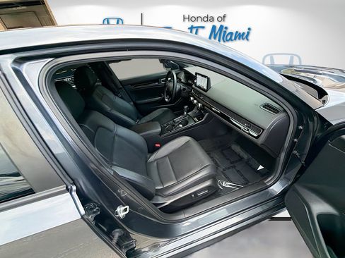 Certified 2024 Honda Civic Sport Touring image 31