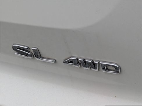 Used 2022 Nissan Pathfinder SL w/ SL Premium Package image 9