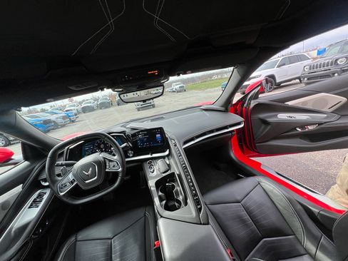 Used 2025 Chevrolet Corvette Stingray Premium Cpe w/ 3LT image 16