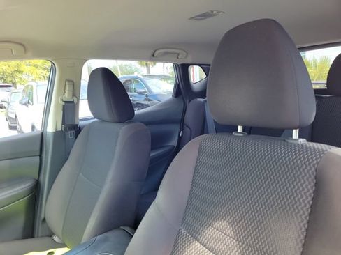 Used 2020 Nissan Rogue Sport S FWD image 19