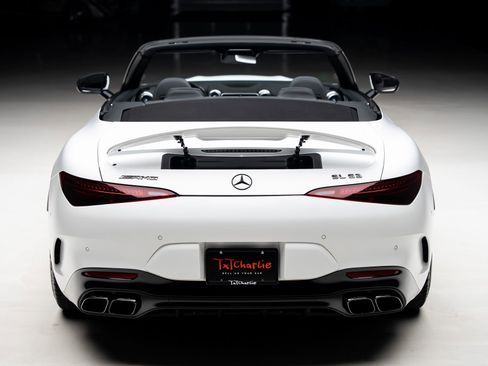Used 2022 Mercedes-Benz SL 63 AMG 4MATIC image 29