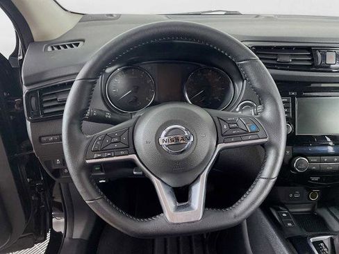 Certified 2022 Nissan Rogue Sport SV w/ Technology Package image 9