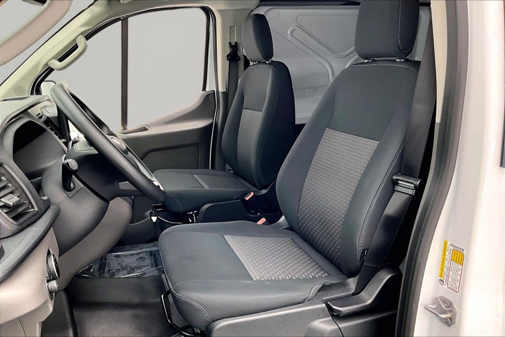 Used 2026 Ford Transit 150 Low Roof RWD image 25