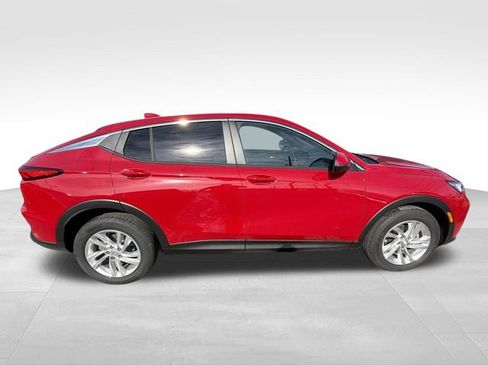 New 2026 Buick Envista Sport Touring w/ Convenience II Package FWD image 9