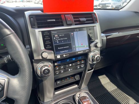 Used 2023 Toyota 4Runner Limited AWD/4WD image 21