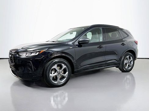 Used 2023 Ford Escape ST-Line w/ Tech Pack #1 image 3