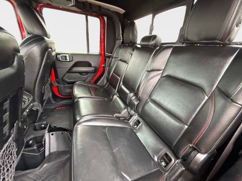 Certified 2021 Jeep Gladiator Rubicon AWD/4WD image 17