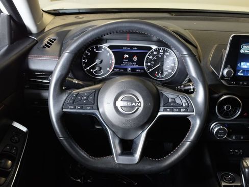 Used 2024 Nissan Sentra SR FWD image 17