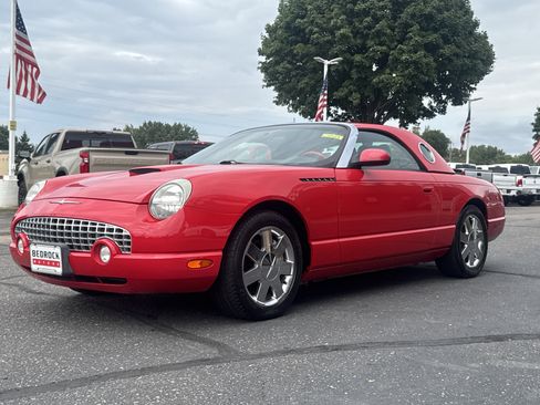 Used 2002 Ford Thunderbird RWD image 3