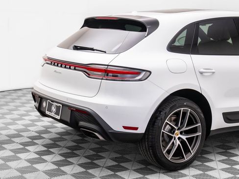 New 2026 Porsche Macan image 35