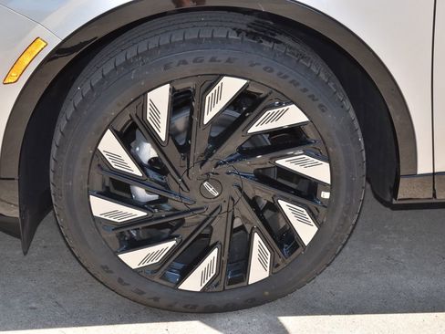 New 2026 Lincoln Nautilus Reserve w/ Jet Appearance Package image 48