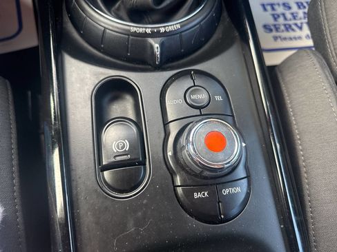 Used 2017 MINI Cooper Clubman S image 37
