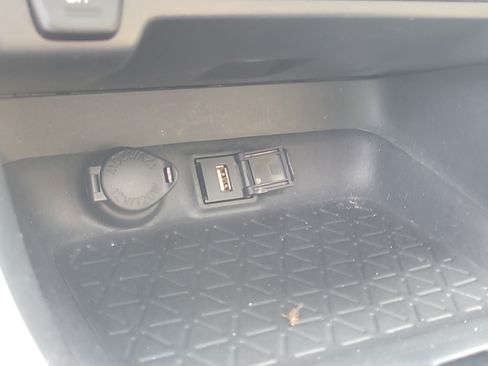 Used 2021 Toyota RAV4 XLE Premium FWD image 26