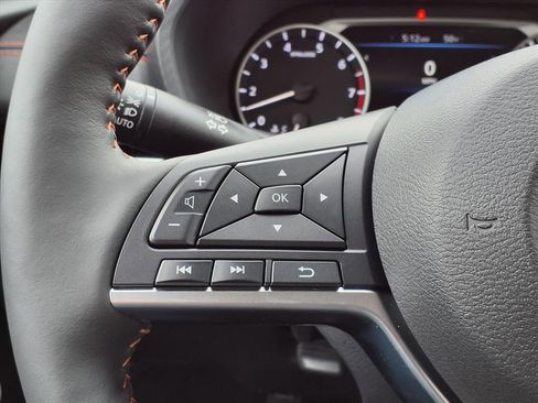 New 2025 Nissan Sentra SR w/ SR Premium Package FWD image 28