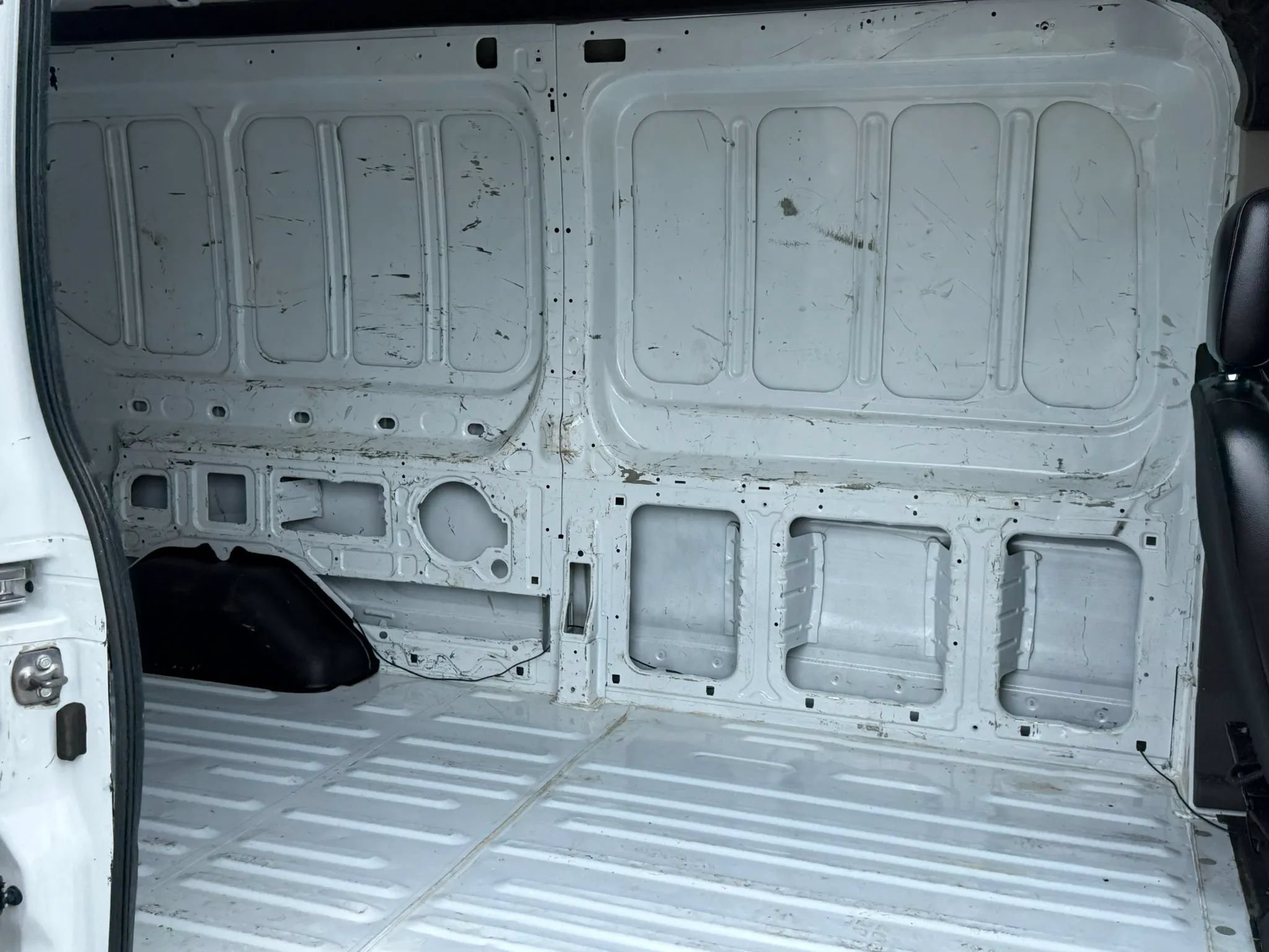 Used 2021 Ford Transit 250 Medium Roof RWD image 23