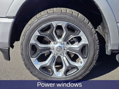 Used 2022 RAM 1500 Limited w/ Body-Colour Bumper Group AWD/4WD image 9
