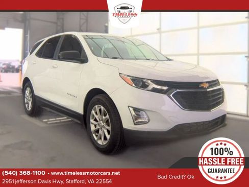 Used 2021 Chevrolet Equinox LS FWD image 1