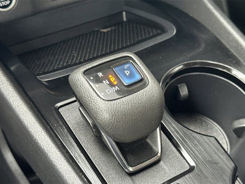 Used 2022 Nissan Rogue SV image 23