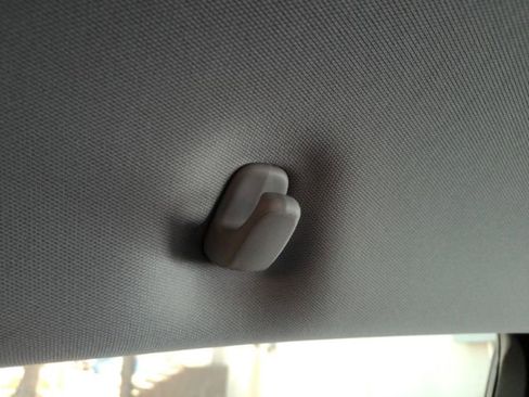 Used 2016 Chevrolet Malibu LT w/ Leather Package image 32