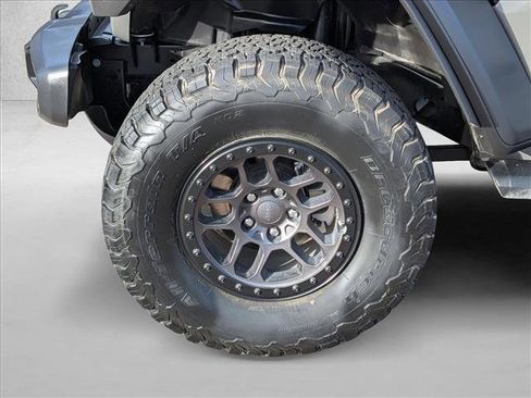 Used 2022 Jeep Wrangler Unlimited Sport AWD/4WD image 9