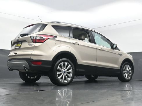 Used 2017 Ford Escape Titanium w/ Equipment Group 301A AWD/4WD image 50