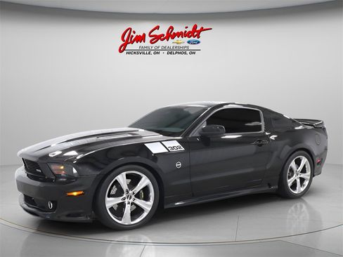 Used 2011 Ford Mustang GT Premium w/ Electronics Pkg image 2